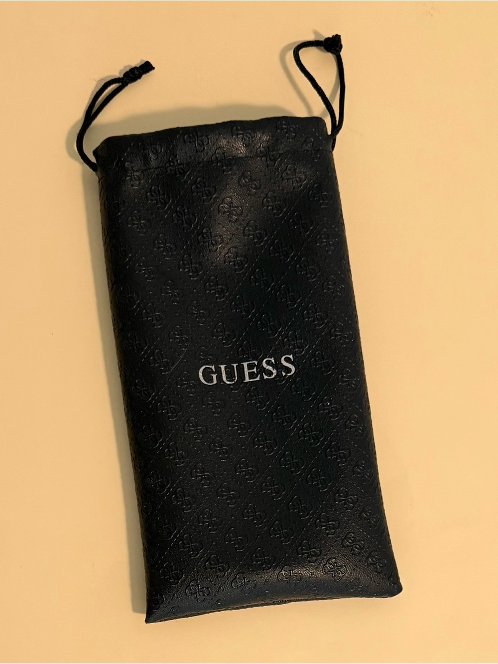 GUESS Sunglasses Drawstring Pouch Bag (Soft Case)